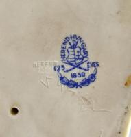 Herendi búsuló juhász, kézzel festett, jelzett (125. jubileum), pipán lepattanás m: 29,5 cm