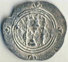 Ókor/Szaszanida Birodalom II.Khusro 591-628. Drachma Ag T:2 perem kitörés