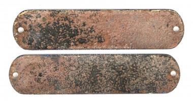 Patikai zománcozott fém tábla, 2 db, sérülésekkel, 3×12 cm