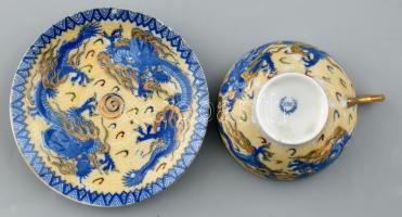 6 személyes keleti jellegű vékony porcelán teáskészlet. Jelzett. Hibátlan. Sérült dobozában. doboz m...