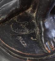 Bory Jenő (1879-1959) - Szégyenlőske (1922) női akt
Patinázott kerámia. Talapzaton jelezve: Bory J....