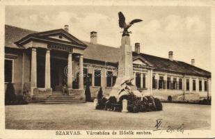 Szarvas katonai emlékművel