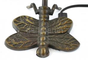 Bank lámpa, öntött szitakötő alakú talppal, erősen kopott színezett búrával. Működőképes. m: 25 cm