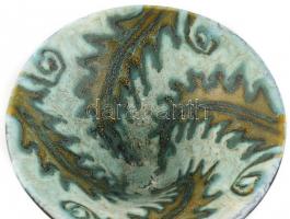 Gorka Géza (1894-1971): Levélmintás kínáló kehely, Zsolnay korszak, 1940 körül. Mázas kerámia, jelze...