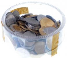 1942-2020. 110db (88xklf) forint, fillér fémpénz 1db pengővel, nagyrészt 1,1- állapotban (benne 2110...