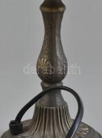 Ólomüveg elektromos lámpa fröccsöntött fém testtel, üvegen egy kisebb repedéssel, kopásokkal, égővel...