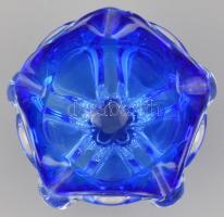 Kék üveg asztali dísztál, anyagában színezett, formába fújt, kis kopásnyomokkal, m: 13 cm, d: 14 cm