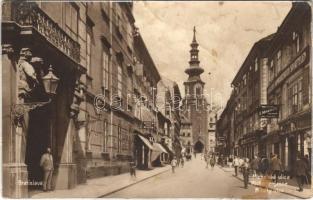 1934 Pozsony, Pressburg, Bratislava; Michalská ulica / Michaelergasse / Mihály utca, E. Schwarz & Társa, M. Neumann üzlete, drogéria, gyógyszertár / street view, shops, pharmacy (EB)