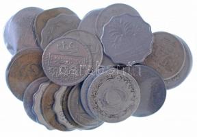 30db-os arab érmetétel, közte Libanon, Irak, Pakisztán, Szíria, Marokkó T:2-3 30pcs Arabic coin lot, within Lebanon, Iraq, Pakistan, Syria, Morocco C:XF-F
