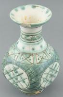 Iparművészeti vállalatos Gorka kerámia váza, jelzett, kis lepattanással, kopásnyomokkal, m: 18 cm