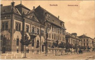 1917 Szolnok, Gorove utca, Mezőgazdasági takarékpénztár, Első magyar általános biztosító társaság