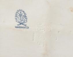 Herendi lovát fékező csikós legény, kézzel festett, jelzett, sérült: ló füle, m: 20 cm, h: 19 cm