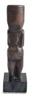 Ismeretlen bronz szobor, húsvét-szigeteki szobor, gránit talapzaton. m: 26 cm