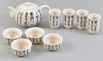 Japán szakés készlet, porcelán, 1 db kiöntő, 4-4 db . csészével, apró csorba. m: 7,5 cm, 5,2cm, 2,7 cm