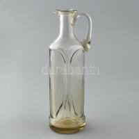 Braun rumos üveg kiöntő, kis kopásnyomokkal, 5 dl, m: 25 cm