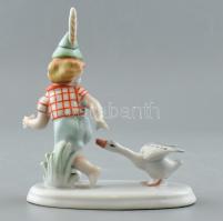 Metzler & Ortloff porcelán kisfiú libával, kézzel festett, jelzett, hibátlan, 10,5x9 cm