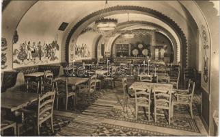 Budapest V. Gönci söröző borház, képviselőház nyilvános éttermei a Parlamentben, belső