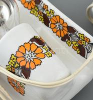 3 db retró porcelán fali lámpa virágmintás díszítéssel. Matricás, jelzés nélkül, működőek, kis kopás...