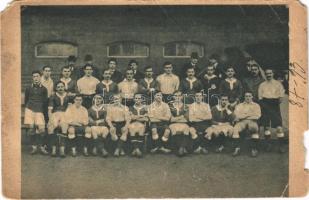 1912 London, FTC-English Wanderers labdarúgó mérközés, csoportkép. Érdekes Újság / FTC-English Wanderers football match, group picture (EM)