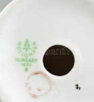 Hollóházi népviseletes lányok, részben kézzel festett, jelzett, apró kopásokkal, m: 23,5 cm