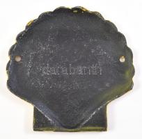 Shell festett öntöttvas fém tábla, kopásnyomokkal, 17×17 cm