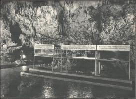 Jakucs László: Aggteleki cseppkőbarlang. Budapest, 1952, Művelt nép. Illusztrált kiadói félvászon kö...