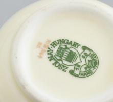 Zsolnay virág mintás vázácska. Kézzel festett, jelzett, hibátlan m: 11,5 cm