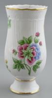 Hollóházi váza, matricás aranyozott porcelán, jelzett, hibátlan, m: 18,5 cm