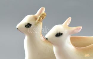 Zsolnay porcelán őzikék, festett, jelzett, restaurált. m: 6 cm