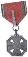 1916. "Károly-csapatkereszt" Zn kitüntetés nem eredeti mellszalagon T:2- Hungary 1916. &qu...