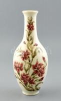 Zsolnay virág mintás váza, kézzel festett, jelzett, apró kopásnyomokkal, mázrepedéssel m: 26,5 cm