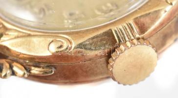 Arany (Au) 14K Uris női óra, másodpercmutatóval, jelzett, nem jár, tokon kis sérüléssel, d: 2 cm, br...