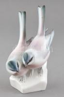 Zsolnay porcelán madár figura. Kézzel festett, jelzett,  kopásokkal 11,5 cm