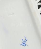 Herendi virágmintás porcelán fonott tál, jelzett, hibátlan, vaspötty 12x17,5 cm