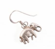 Ezüst(Ag) szóló elefántos fülbevaló, jelzett, 2,5×1,5 cm, nettó: 2,4 g