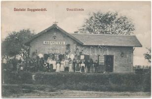 1910 Nagypeterd (Szigetvár), Vasútállomás, vasutasok (fl)