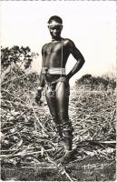 Bassari félmeztelen férfi, afrikai folklór, L'Afrique Noire. Jeune Homme Bassari / Bassari people, half-nude man, African folklore