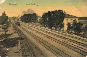 Komárom, Komárnó; vasútállomás, gőzmozdony / railway station, locomotive (EB)