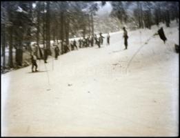 1942 Katonák sígyakorlaton, 7 db fotónegatív, 6×4,5 cm