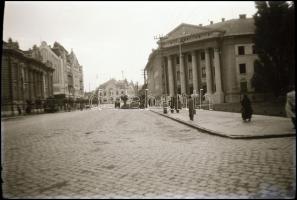 cca 1940 Kassai utcaképek, 4 db fotónegatív, 6×9 cm