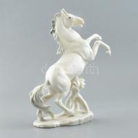 Ens porcelán vágtató lovak nagy méretű szobor. Fehér mázas, jelzett. Egy apró lepattanással / ENS double horse porcelain figurine with a minor fault. m: 24 cm