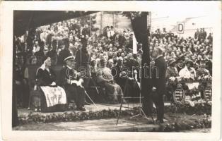 1940 Kolozsvár, Cluj; bevonulás, Horthy Miklós, Purgly Magdolna, Teleki Pál / entry of the Hungarian troops. photo (non PC)