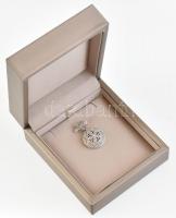 14k arany (Au) fehérarany fényképtartó nyitható medál 52 db apró brillel ékítve. jelzett 4,79 g, 2,7...