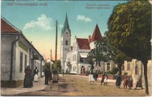 Trencsénteplic-fürdő, Kúpele Trencianske Teplice; Kossuth Lajos utca, templom, étterem. Vasúti levelezőlapárusítás 27. 1915. / street, church, restaurant (EK)