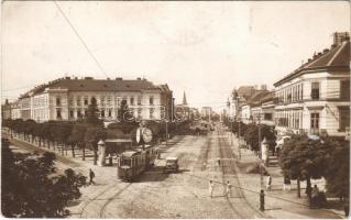 1930 Temesvár, Timisoara; Piata Sever Axente si Bul. Berthelot / tér, utca, villamos, óra, automobil / square, street, tram, clock, automobile