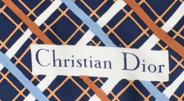 Christian Dior kézi szegésű kendő 75x75cm