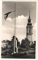 Margitta, Marghita; Református templom, országzászló / Calvinist church, Hungarian flag