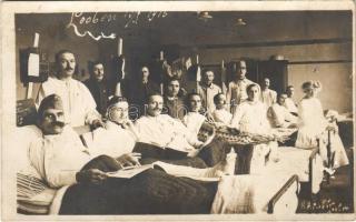 1915 Leoben, osztrák-magyar sérült katonák kórházi ágyakban / WWI K.u.K. military hospital with unjired soldiers. photo