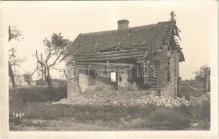 Zerstörtes Wachterhaus in Swidniky. Verlag der k.u.k. Feldbuchhandlungen des 4. A.-K. Qu.-Abt. Feldpost 340. / WWI Austro-Hungarian K.u.K. military, destroyed guard house (fa)