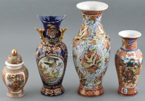 4 db porcelán keleti váza, kopott, egyik sérült. jelzett. m: 16 és 30 cm között